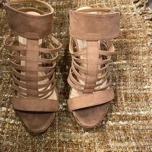 Tan Wedges - Size 7